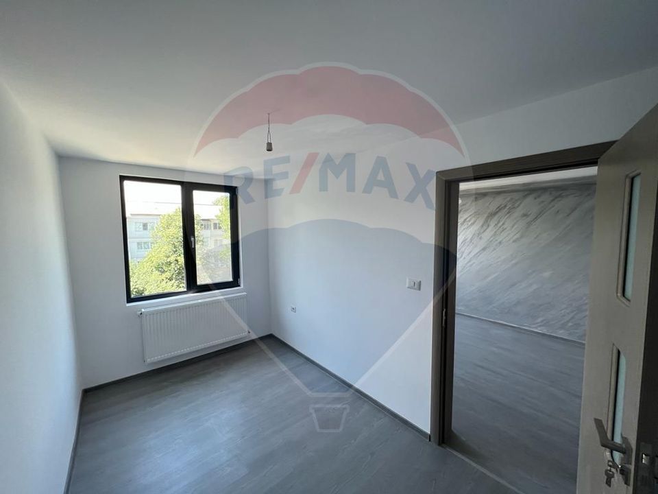 Apartament 3 camere în zona Gara