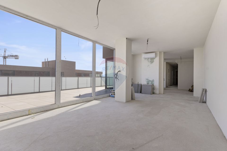 PENTHOUSE 3 camere, parcare subterana de vânzare,  zona Torontalului