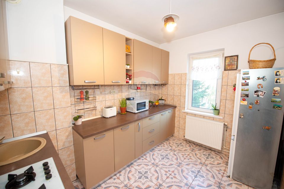 Apartament cu 2 camere de vanzare Metrou Grivita Strada Stefan Stoika