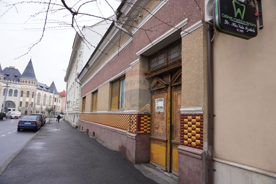 5 room House / Villa for sale