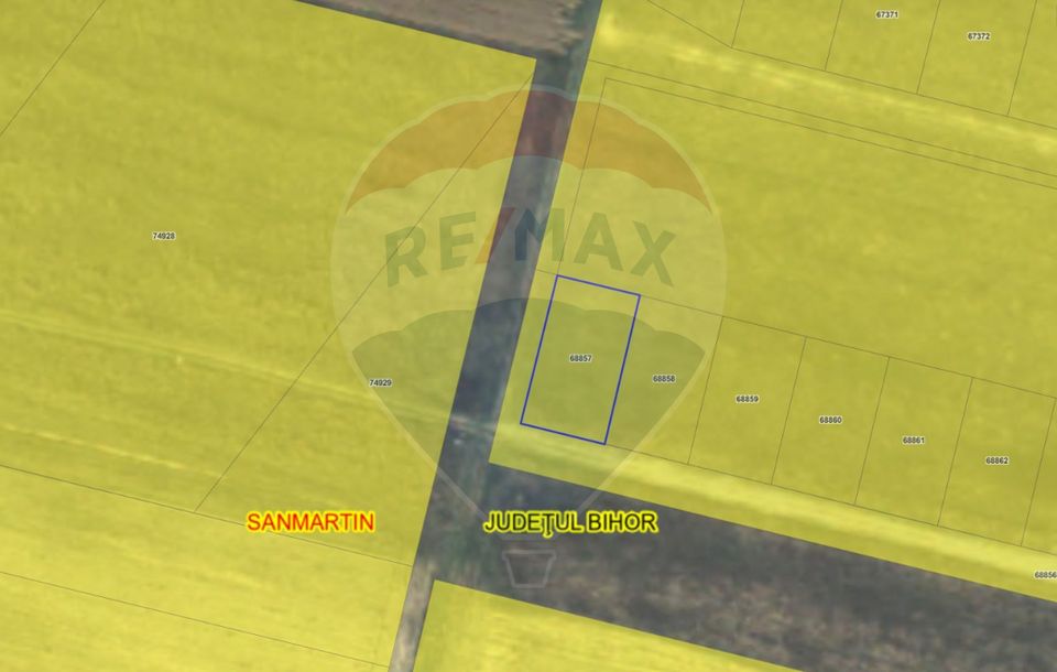 Land 500sqm Sanmartin / Strada principala