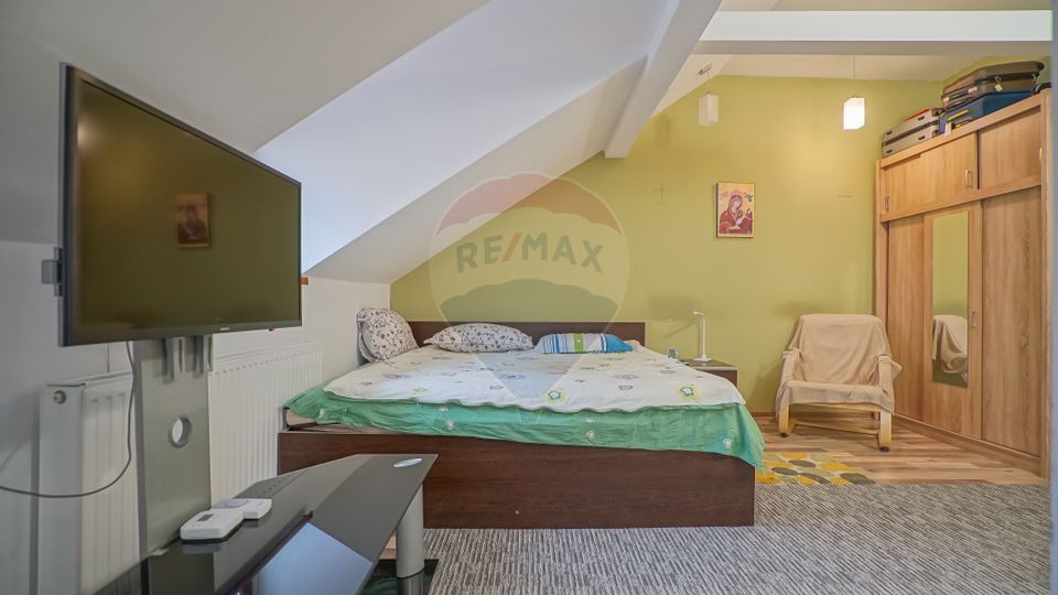 Casa multifunctionala, locuinta si destinatie comerciala Scriitorilor