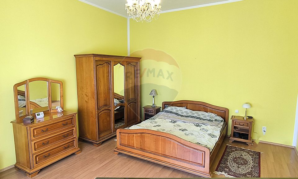 Apartament la casă în zona centrală – Str. M. Viteazu (fosta Teches)