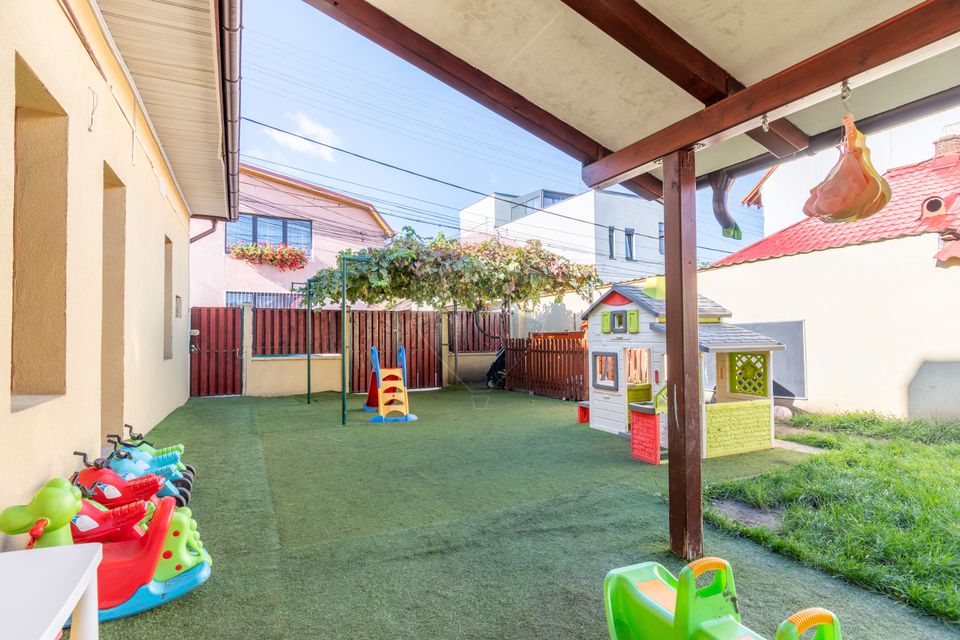 Casa de inchiriat in Andrei Muresanu, str. Anatol France