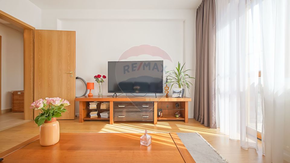 Apartament 3 camere decomandat, Casa Nobel – Nicolae Labiș 36