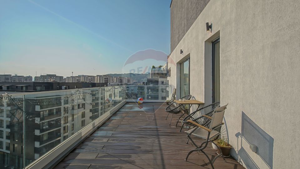 PENTHOUSE cu 3 terase și parcare subterană,  în inima Brașovului