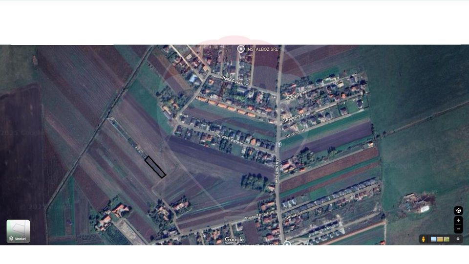 Teren de 1100 mp de vânzare în Stupini