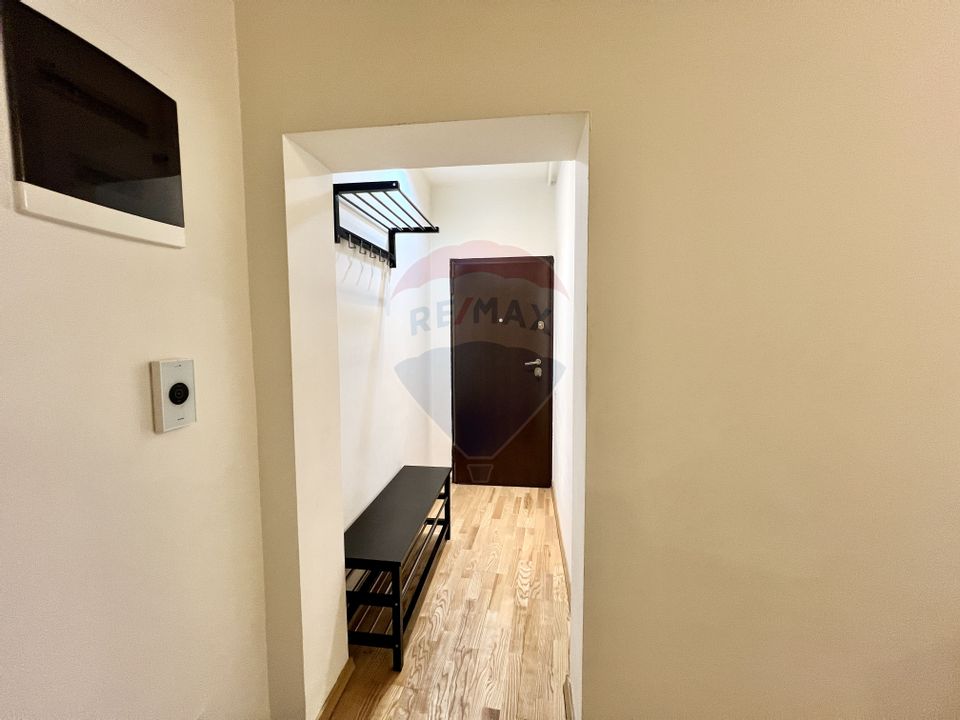 Apartament cu 3 camere de închiriat în zona Herastrau