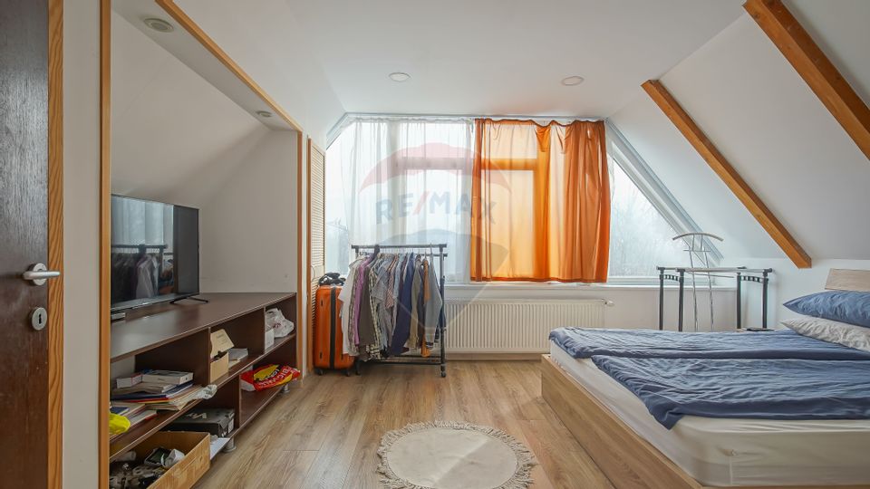 Casă deosebită în Brașov, afacere sau locuință multifuncțională!