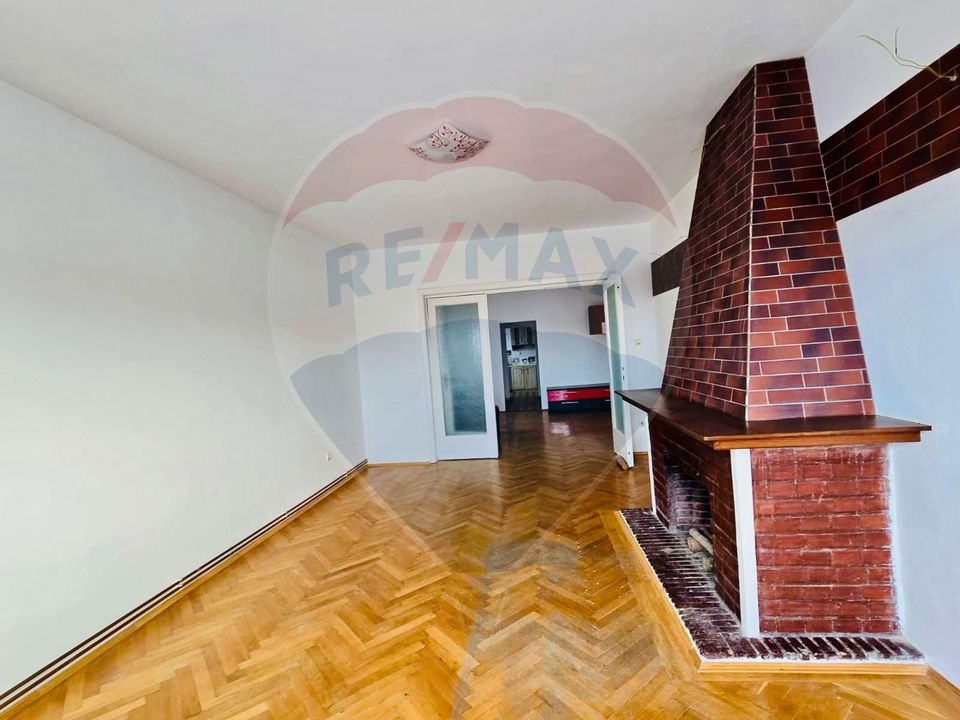 De vanzare apartament central cu terasa, Zona Romana