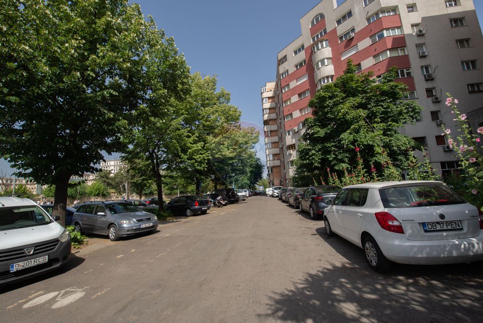 Apartament 2 camere de vanzare 13 Septembrie Catedrala Romaniei Centru