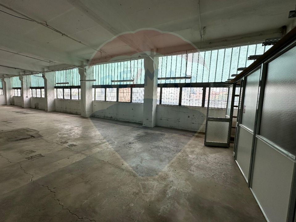 Spațiu industrial de 1100mp de închiriat