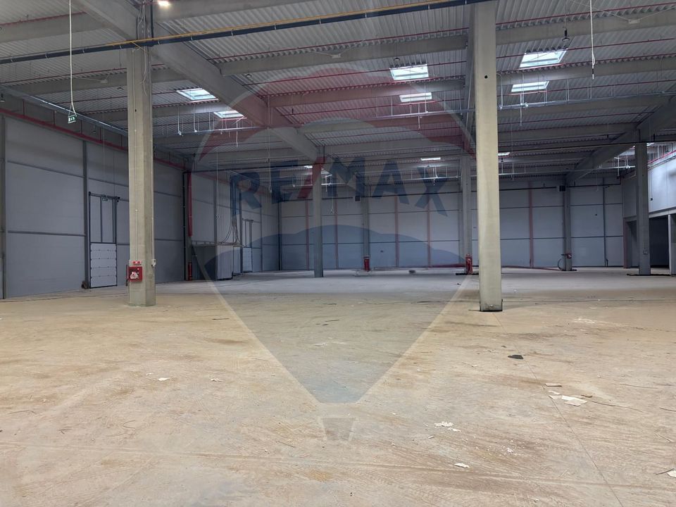 Hala moderna 1436 mp 2 rampe drive in H 10 m Luna de Sus