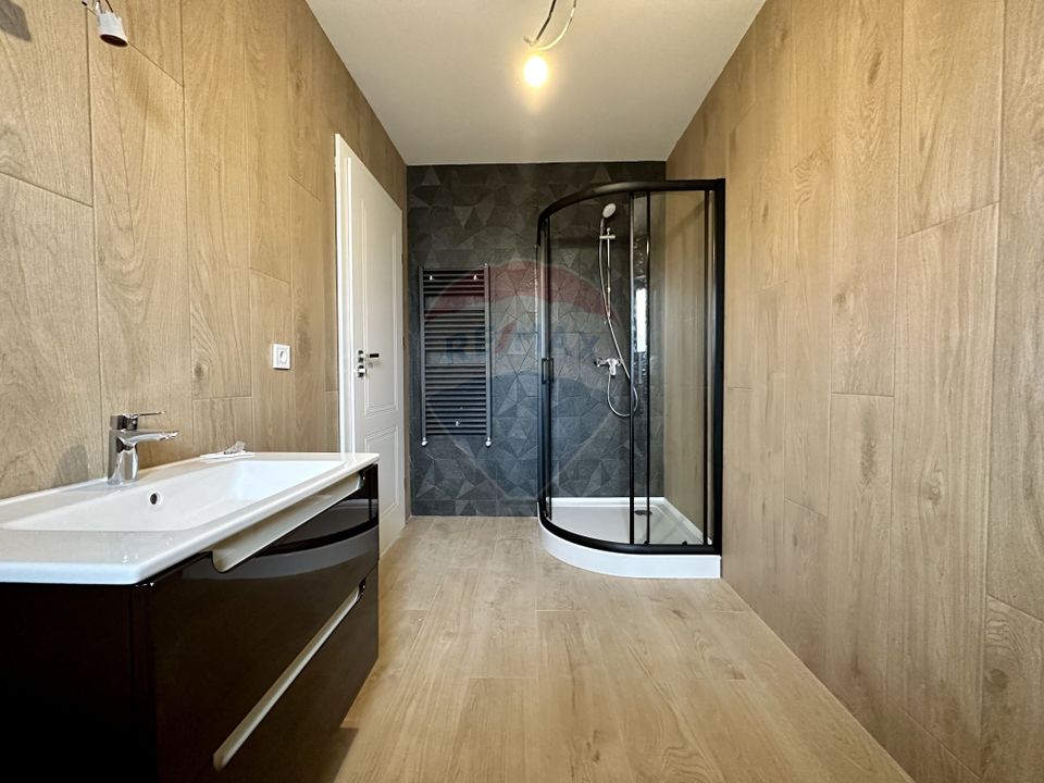 De vânzare, apartament 2 camere foarte spațios, bloc nou, Brașov