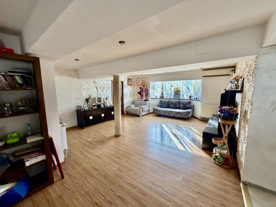 4 room House / Villa for sale