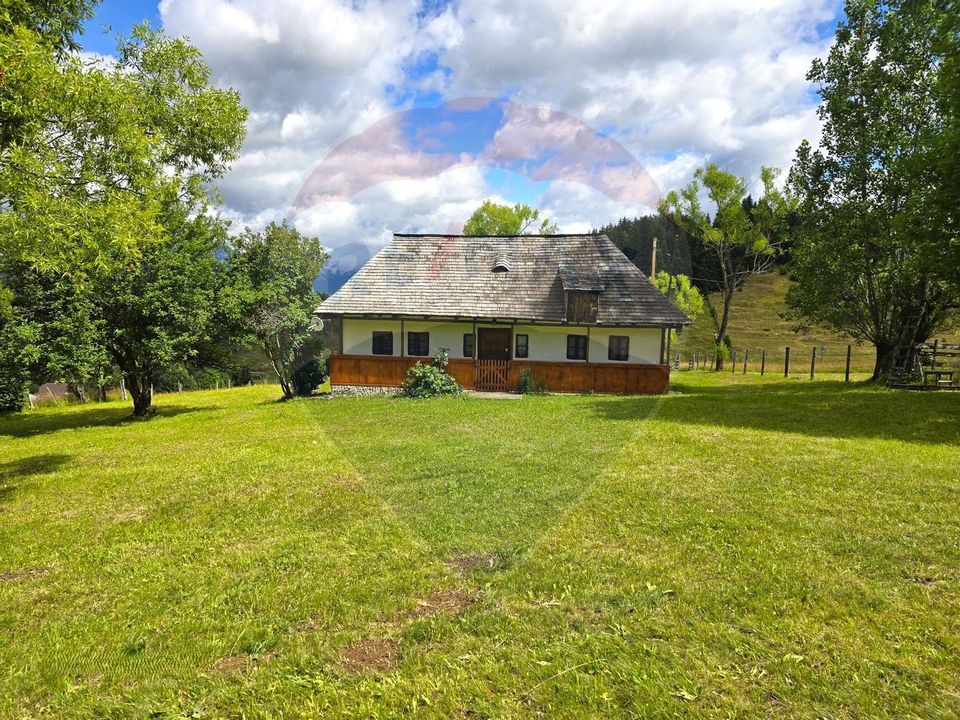 Teren de vis în Fundata 1934mp sau 3868mp, la înălțimea sufletului tău