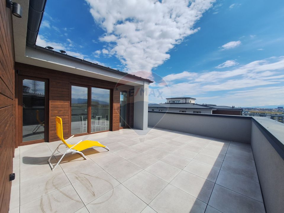 Penthouse nou nout, cu vedere la Muntii Fagaras