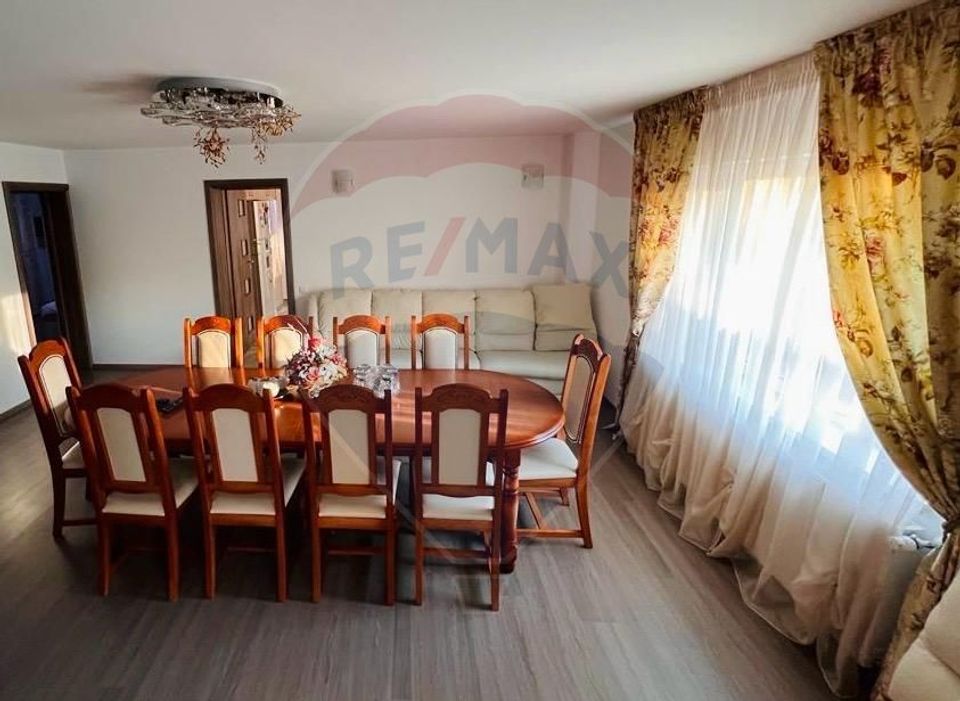 10 room House / Villa for sale