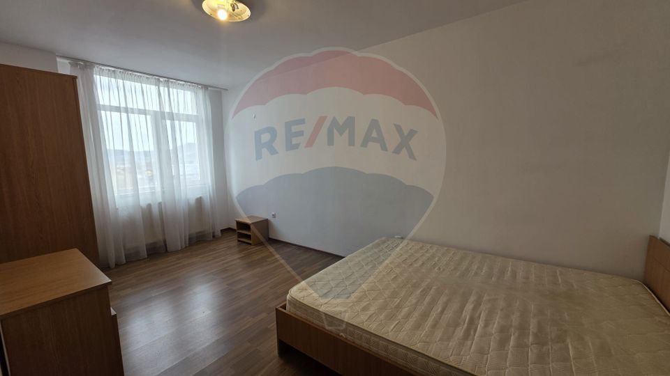 Apartament 3 camere de închiriat Vitrometan, Medias
