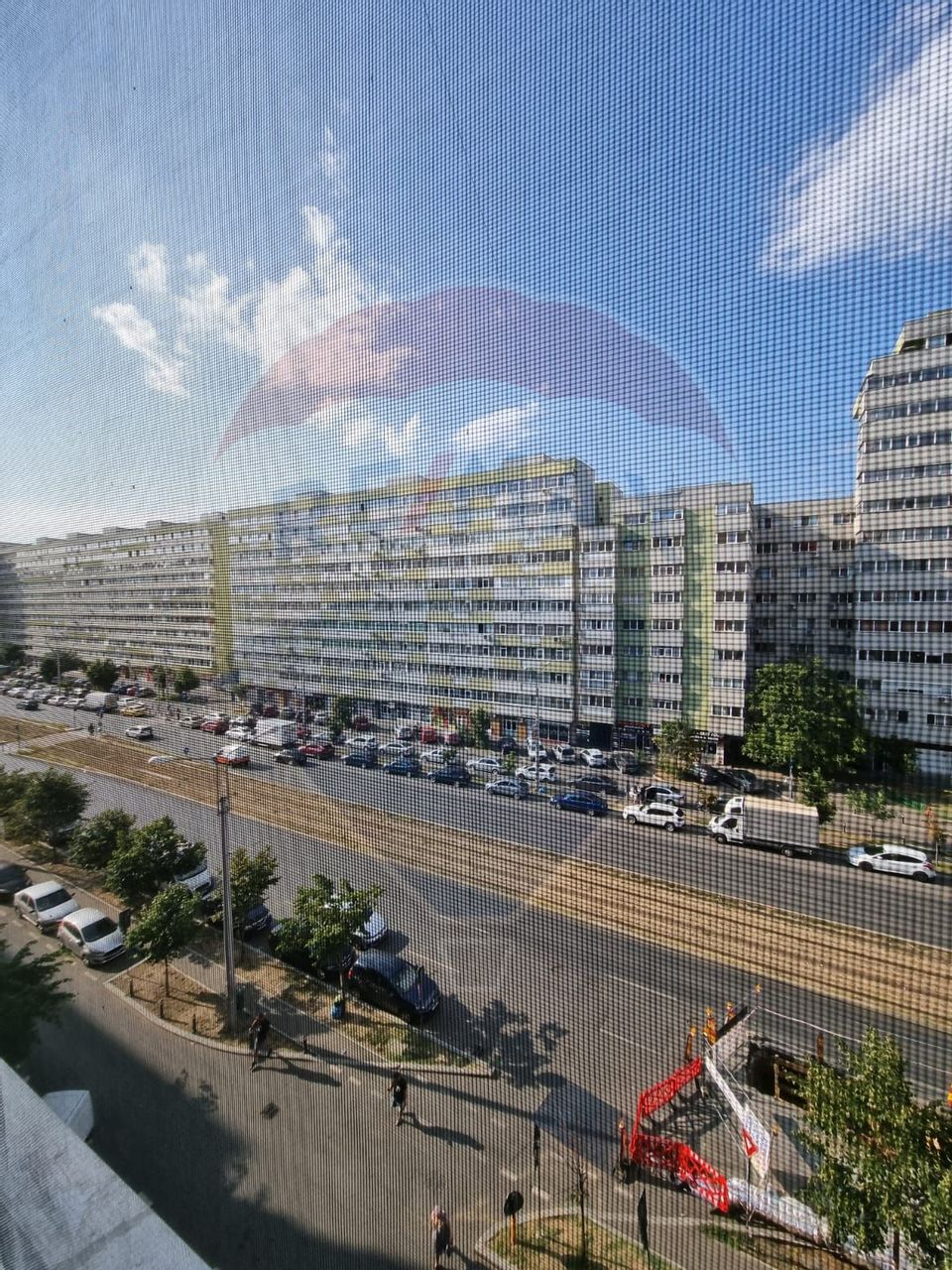 Apartament cu 3 camere de vânzare în zona Pantelimon