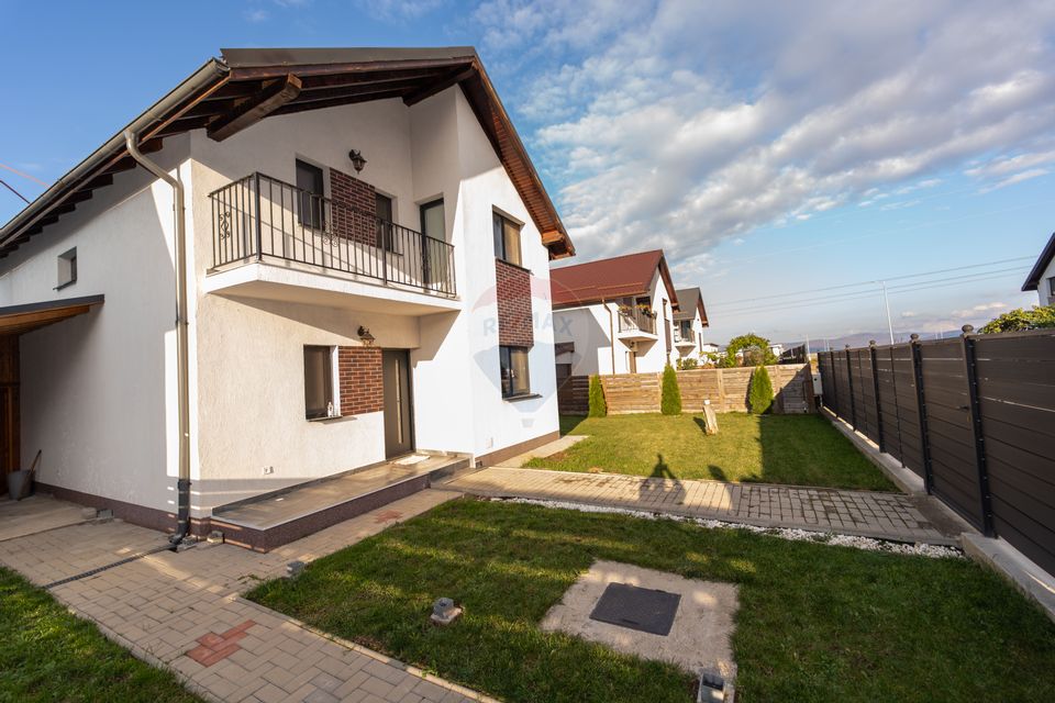 Comision 0%! | Proprietate cu terasa, semineu | 400 mp teren, Izvor!