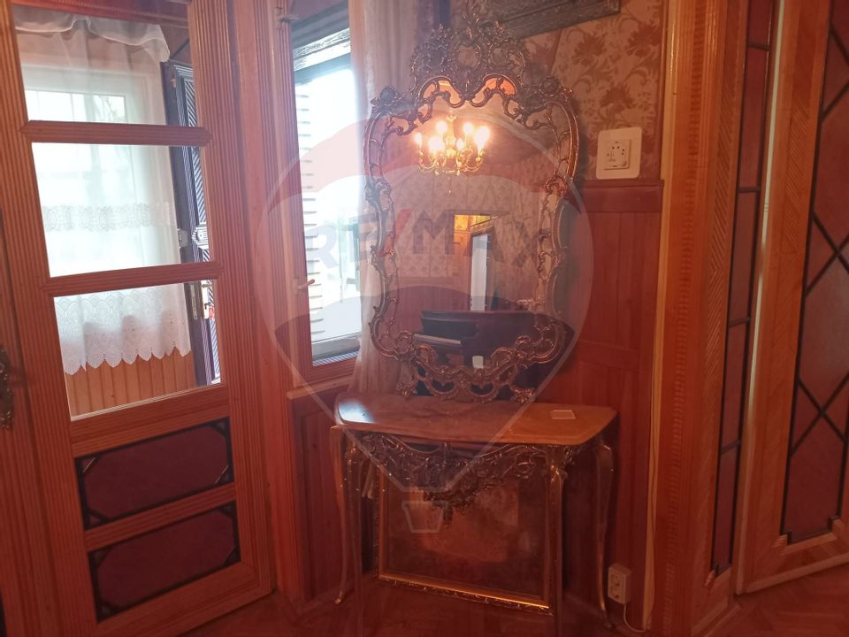 6 room House / Villa for sale, Romanilor area