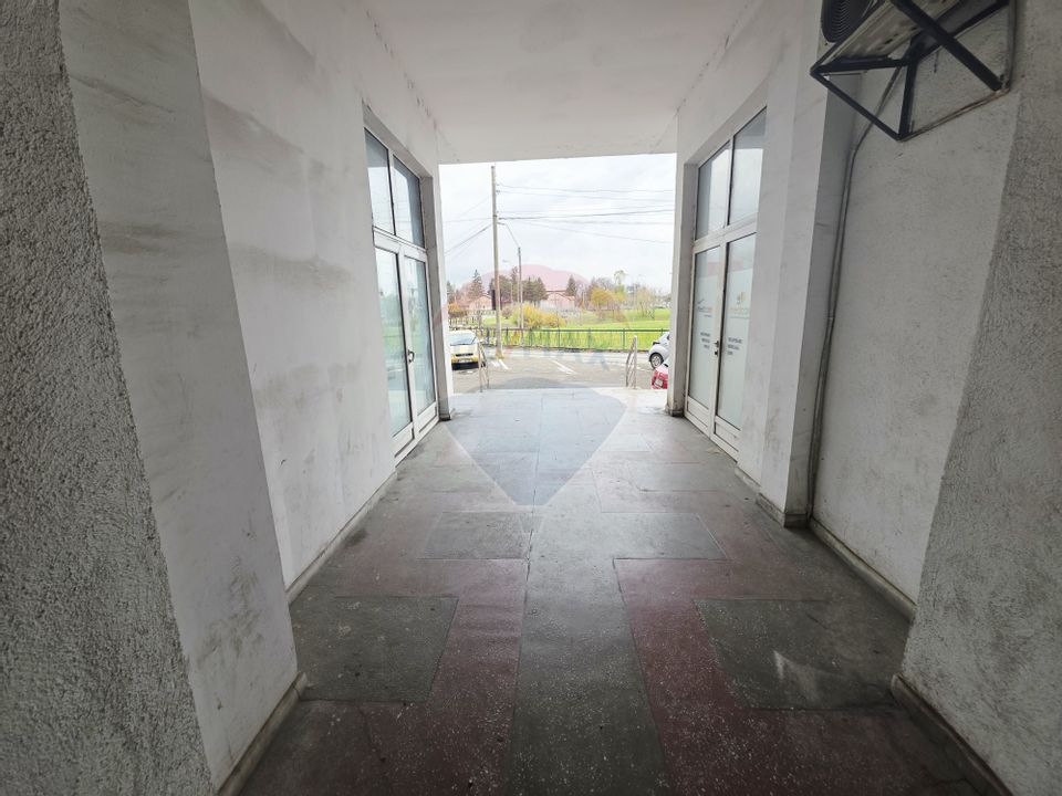 Apartament cu 2 camere de vânzare în zona 1 Mai