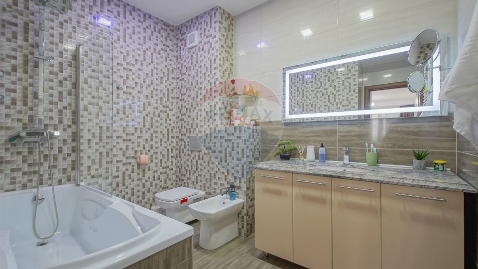 REZERVAT!Apartament de vanzare 3 camere,parcare subterana,Isaran