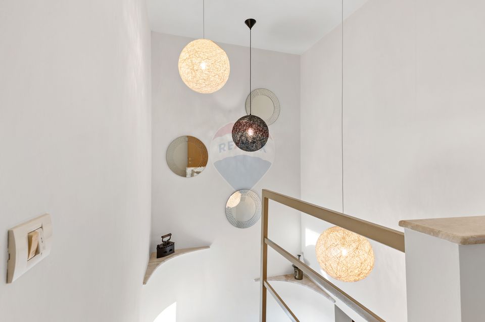 CASĂ / VILĂ PREMIUM DE VÂNZARE ÎN OTOPENI