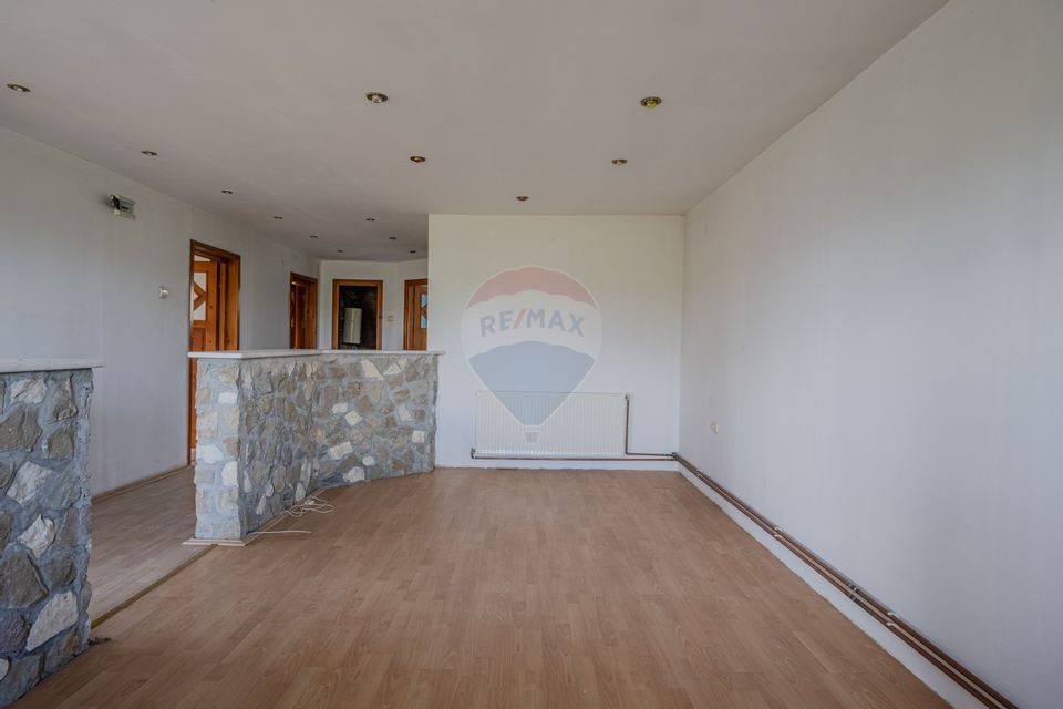 7 room House / Villa for sale