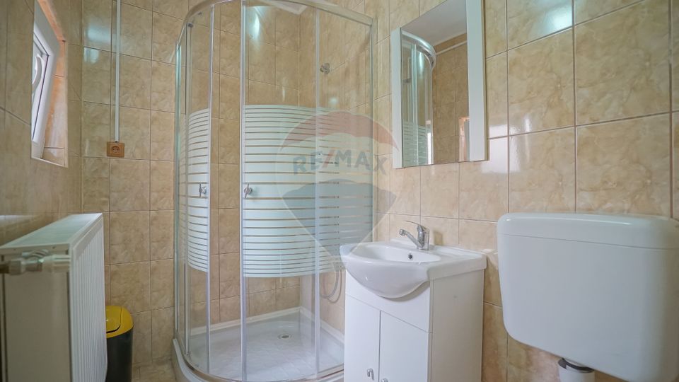 REZERVAT! Apartament cu o cameră de vânzare langă Biserica Neagră.