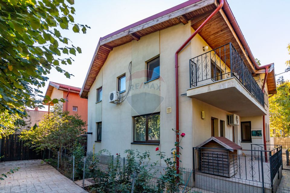 6 room House / Villa for sale, Bucurestii Noi area