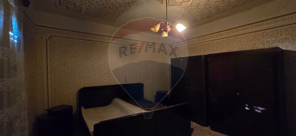 4 room House / Villa for sale