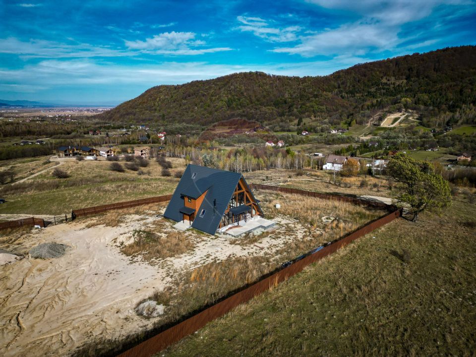 Vilă superba A-Frame cu vedere panoramică catre Varful Omu si Bucegi