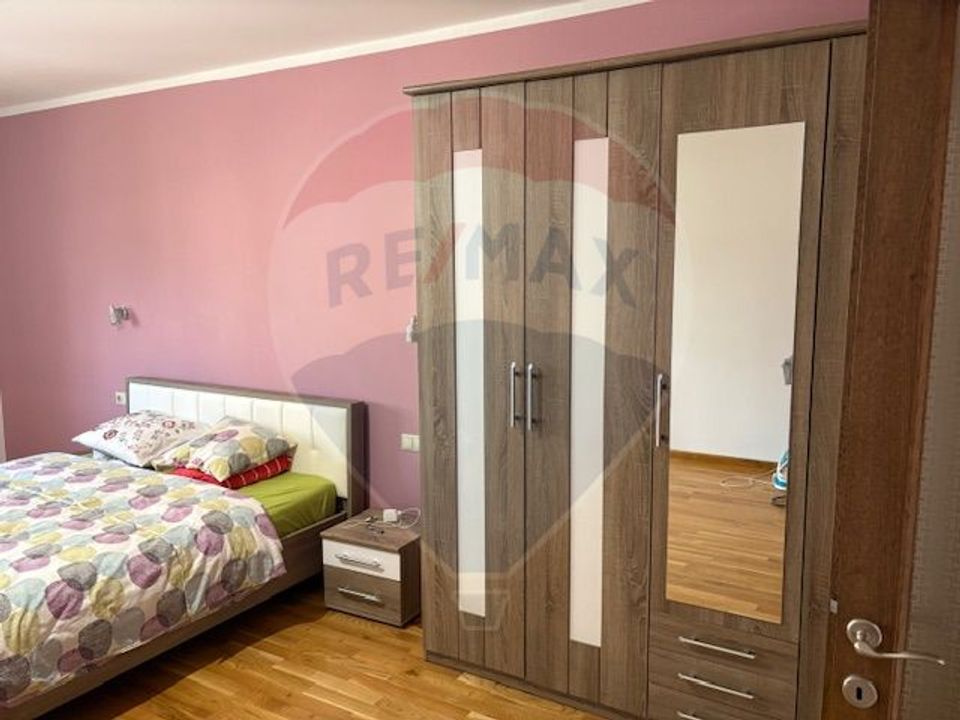 5 room House / Villa for sale