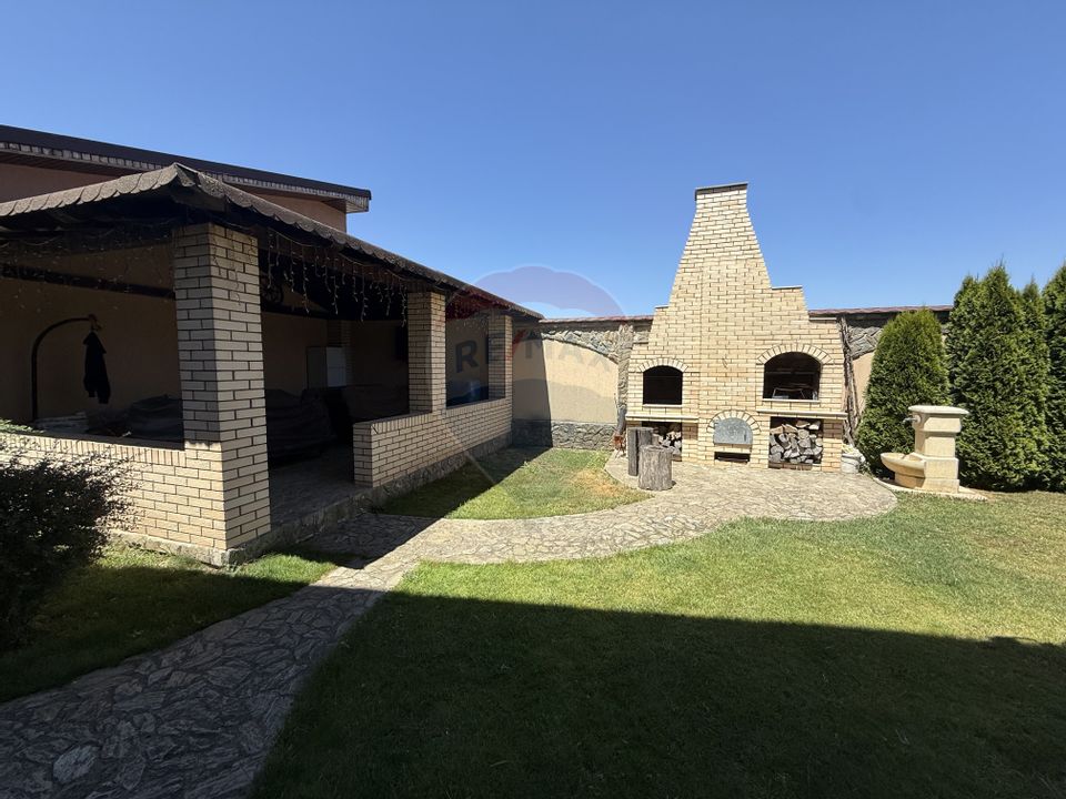 7 room House / Villa for sale, Central area