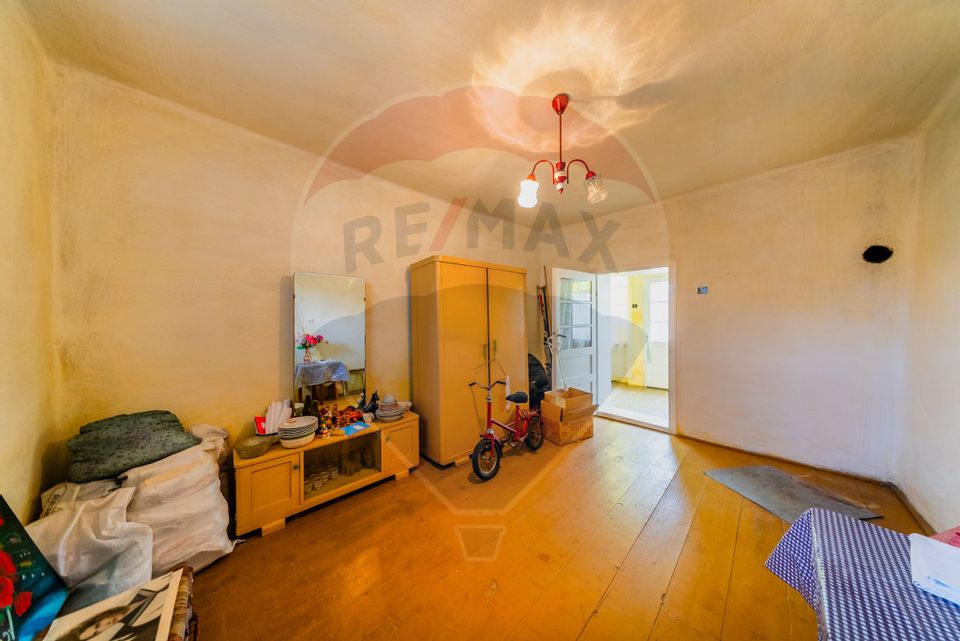 Casă cu 4 camere și teren 540 m în Pecica – Zonă excelentă