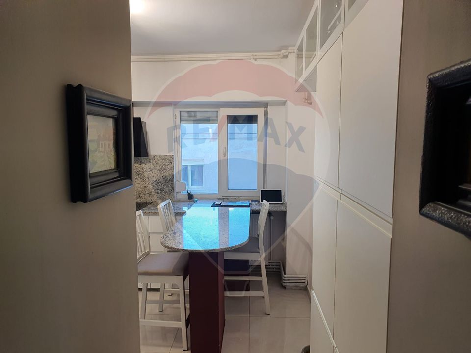 4 room Apartment for sale, Universitate area