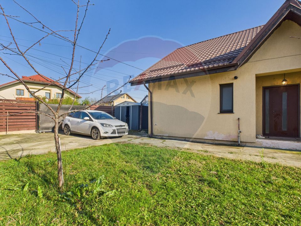 Casa moderna cu 4 camere de vanzare Buftea