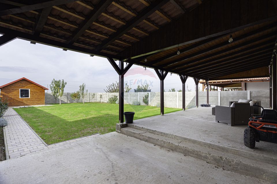 Casă de închiriat în cartierul Athena, zona 6 Vânători