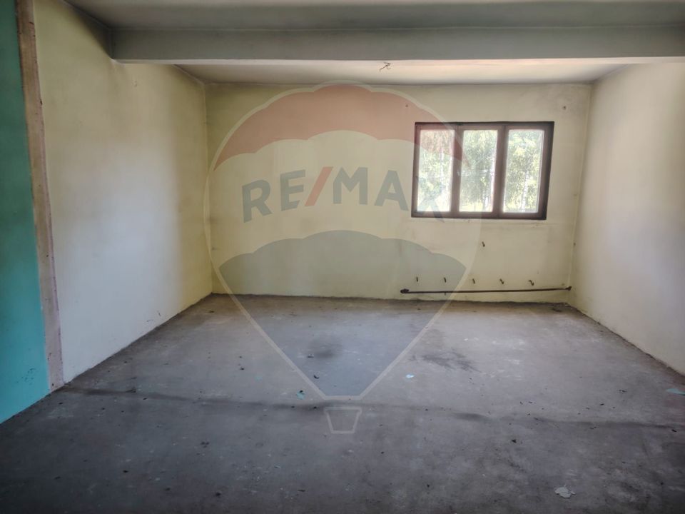 Spațiu de birouri/apartamente de 756m.p. de vânzare