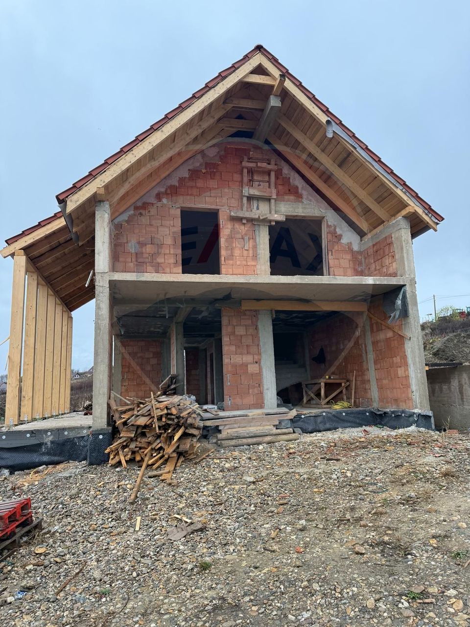 Casa la rosu, 800mp teren,  front 24, Jucu de Sus, comision 0