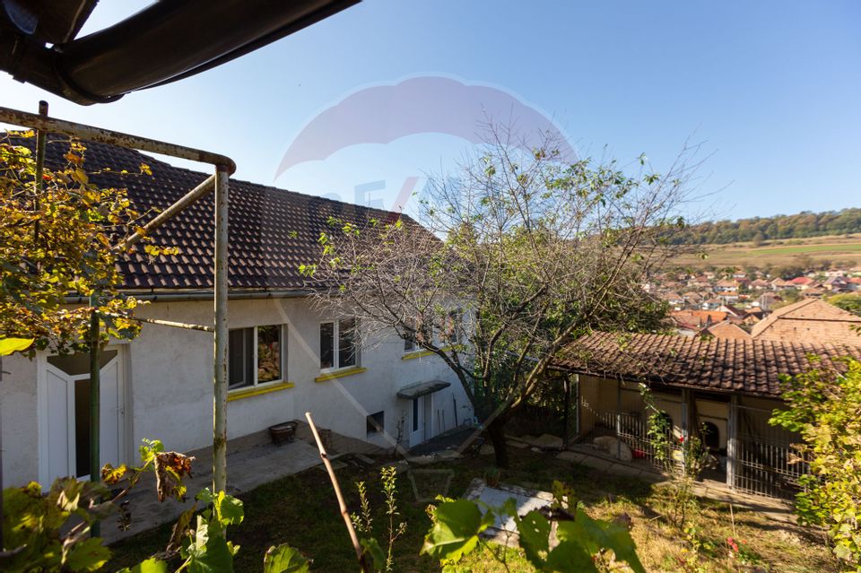 3 room House / Villa for sale, Est area