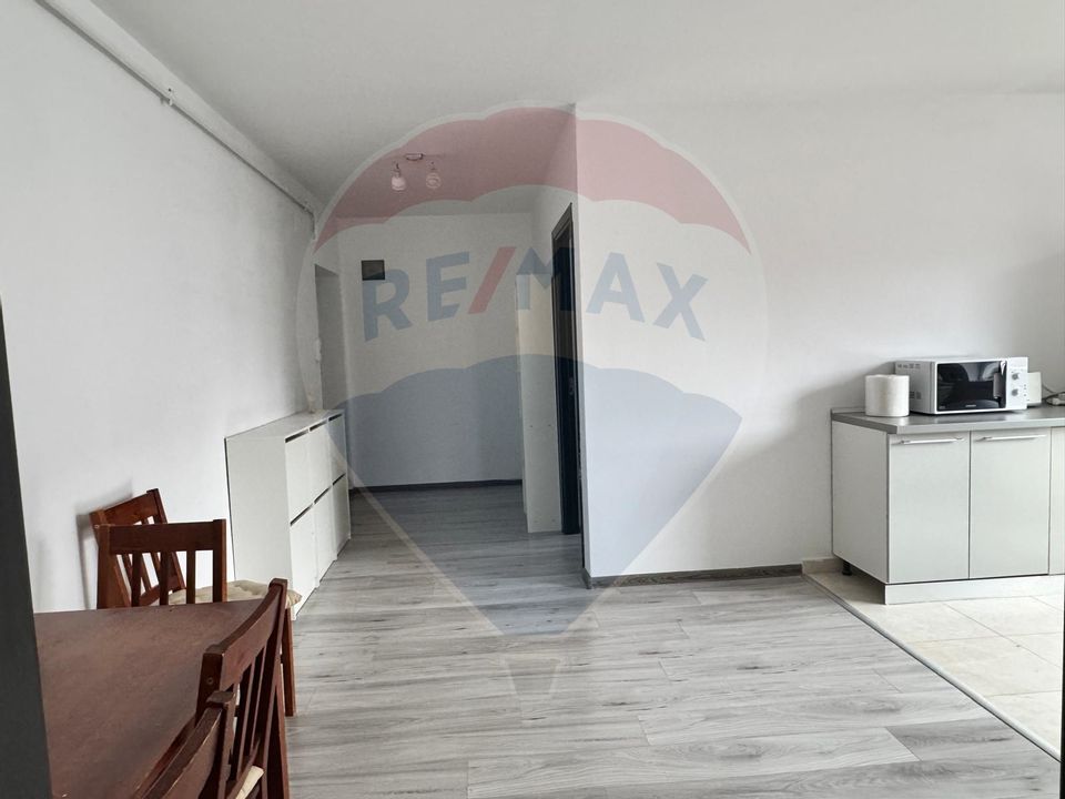 Apartament 3 camere. de închiriat, Florești