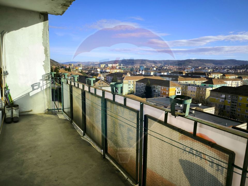 Apartament cu 2 camere, str. Govora, et. 8