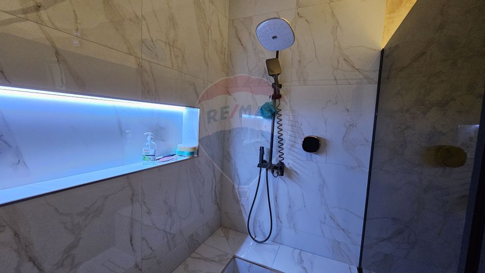 5 room House / Villa for sale