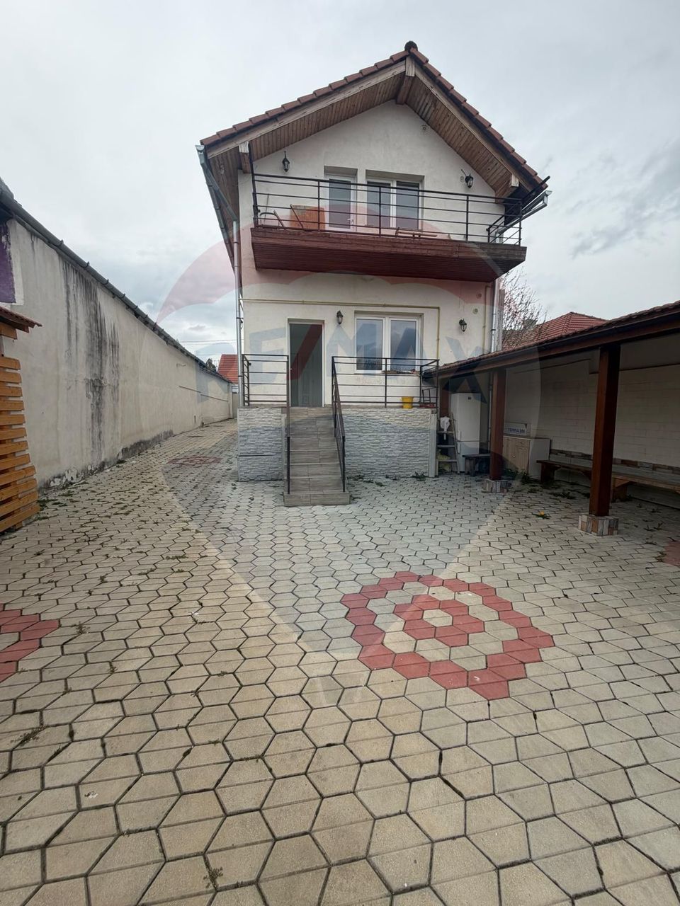 12 room House / Villa for sale, Central area