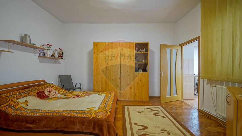 5 room House / Villa for sale, Turches area