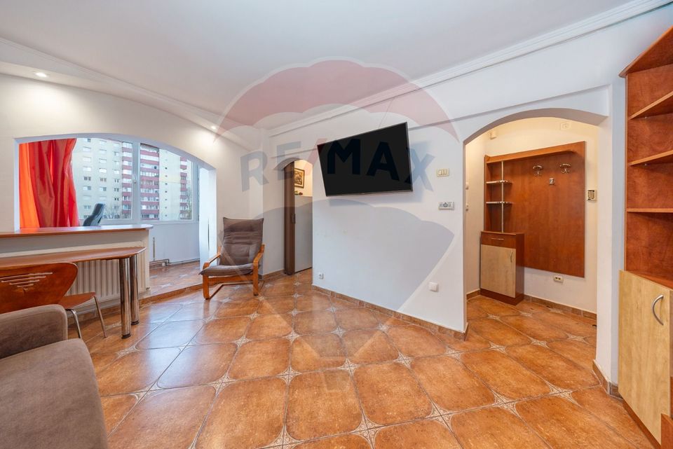 Garsonieră de vânzare mobilată și utilată Răcădău - Brașov