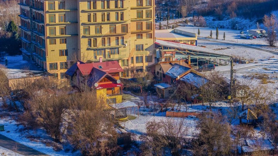 Activ Hotelier SubEvaluat | 18.000 mp construiti | 3 ha teren | BRASOV